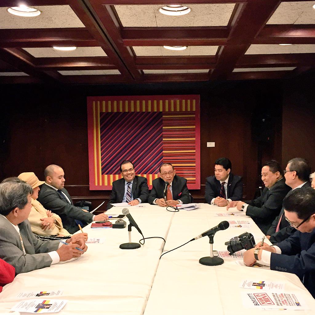 pcgnewyork's tweet photo. Happening Now: ExPresPhil Fidel V Ramos engages Filipino community leaders in a breakfast forum http://t.co/P5ZjTmRIt4