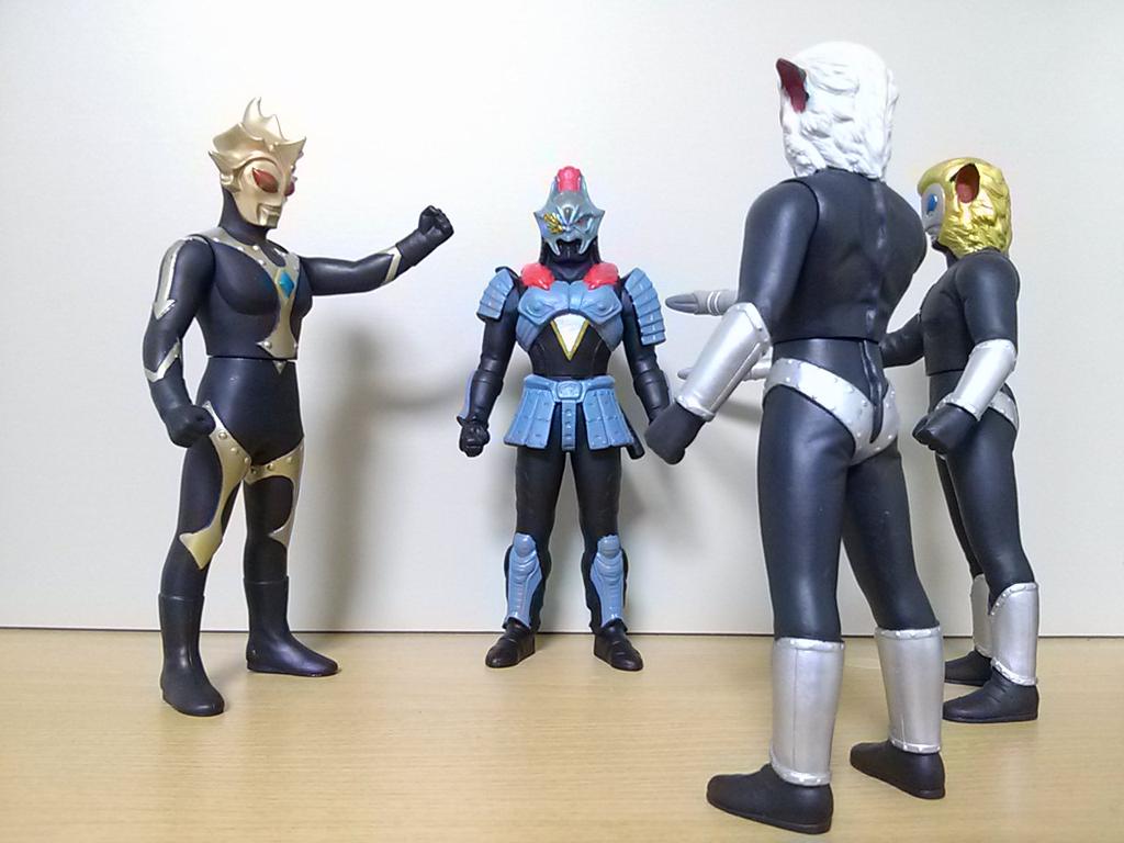 マグマ 星人 ソフビ タカトク マグマ星人 当時物 ソフビ ウルトラマン 