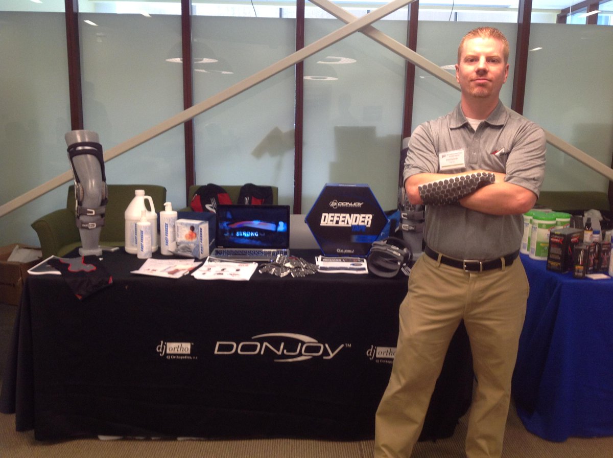 surgicareinc's tweet photo. #TeamSurgi has a full array of @DJOGlobal products at #CATA today: #A22, #FastFreeze, &amp; our fav - #DefenderTape! http://t.co/YCaBZGuhMy