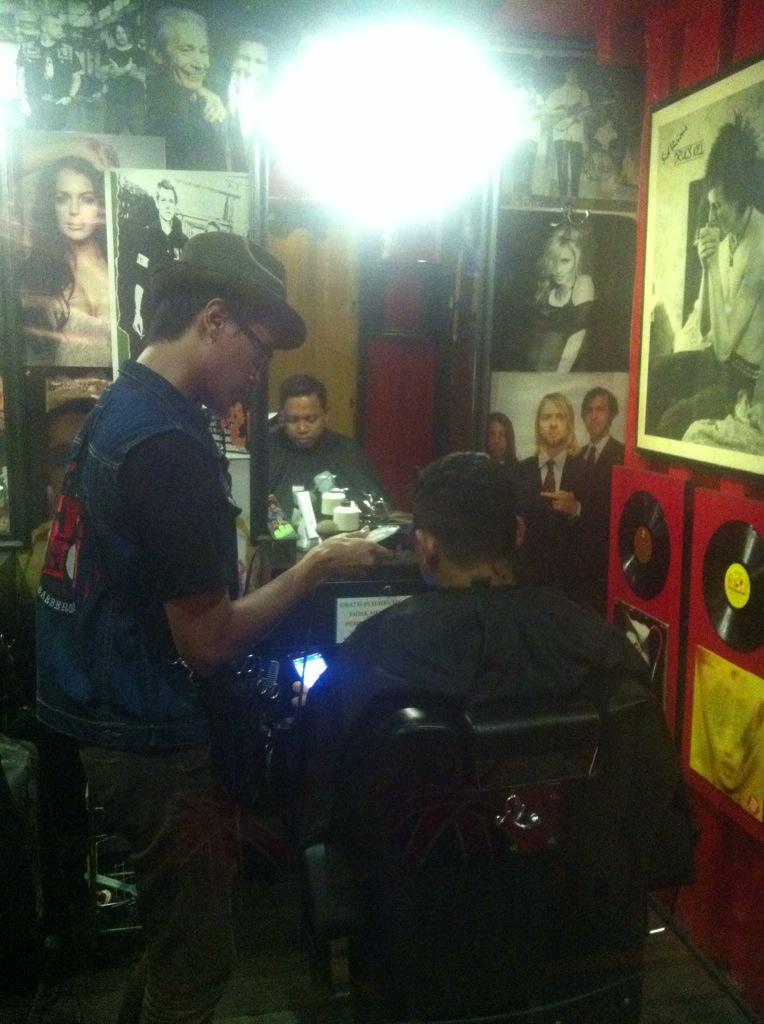 HeyHoBarberShop's tweet photo. Thanks bro @welly_adi 😊 http://t.co/65PGpIGVCd