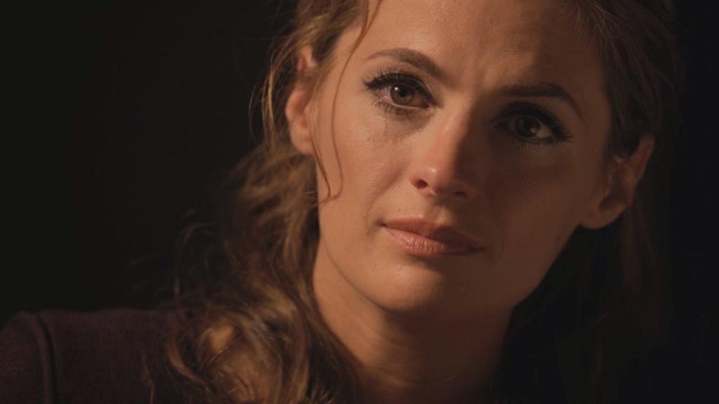 marian_vicedo's tweet photo. "Hola, soy Stana Katic y me marco un capitulazo en Kill Shot"
#Castle en Cuatro. http://t.co/zOPhvu3gOA