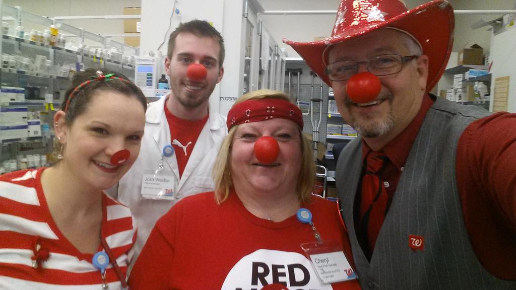 patton5151's tweet photo. #rednose25 http://t.co/gkZZfUkL9F
