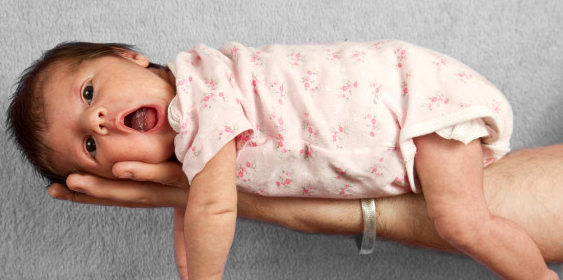 HPUKParents's tweet image. Baby not sleeping through the night? That's completely fine say experts huff.to/1Lpfkg2