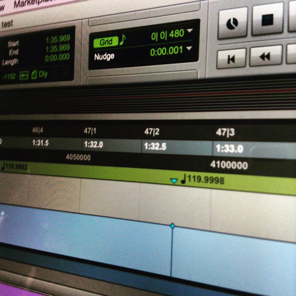 BenMcCleanMusic's tweet photo. Engineer that recorded a track I play drums on was impressed... So was I.
#music #audio #drummer #producer #drums http://t.co/IFBuFihszd