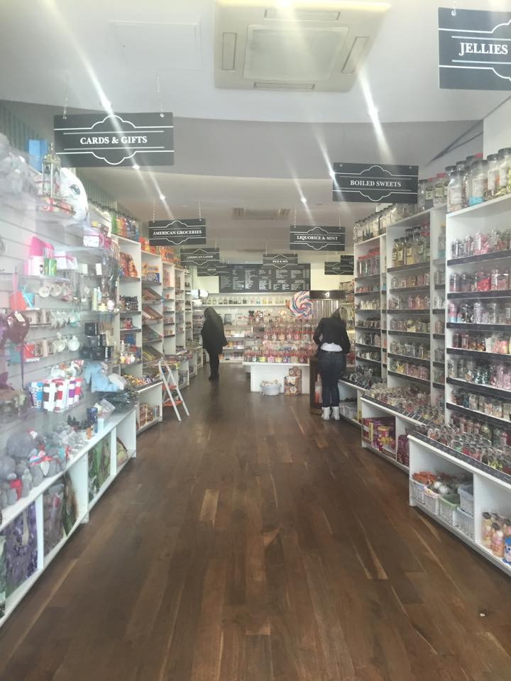 clpdesigns's tweet photo. Very proud of our Rebrand#Packaging#Signage for @BoldStreetSweet http://t.co/v70qujogHs