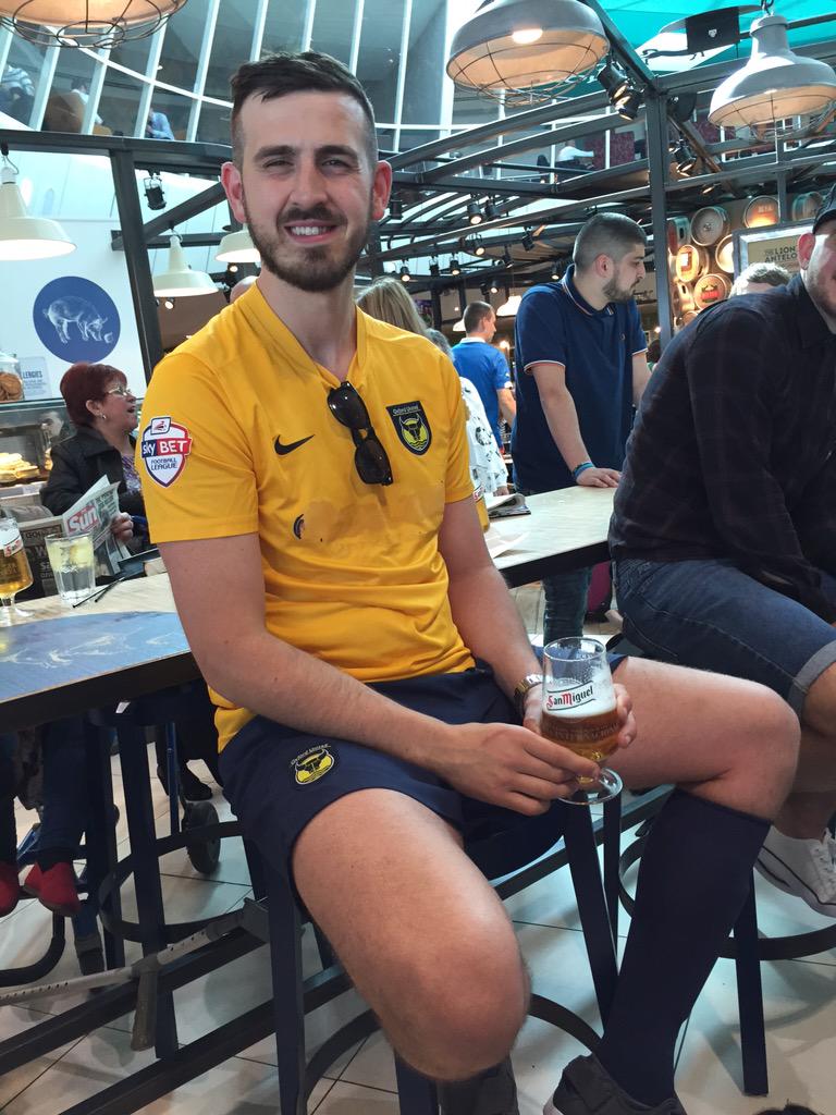 MichaelBRaynes's tweet photo. Look at this @Full_KitWanker @OxfordMailOUFC @OUFCOfficial #YoungerRaynes #StagDue http://t.co/BWTZMQ3HkG