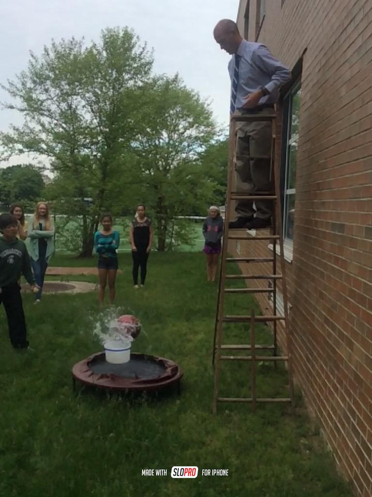 ktvance's tweet image. Even more falling objects! #egrms #fallingobjects #galileo #mssciencechat