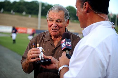 Favorite this message if you want to wish Bobby Cox a happy birthday. We\ll send him the results. 