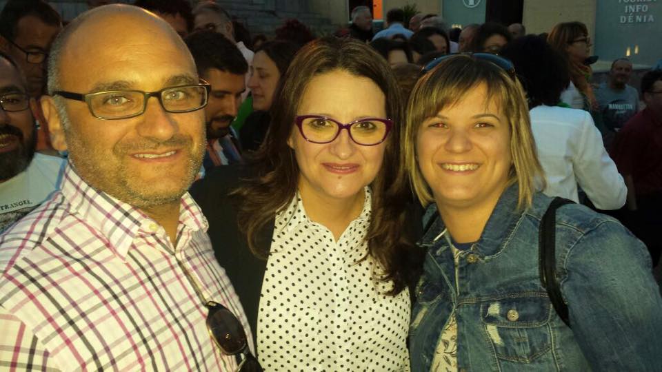 Compromis_Rafol's tweet photo. El futur alcalde de Ràfol d'Almúnia, la futura presidenta de la Generalitat i una de les nostres! #Compromís #Força http://t.co/XhdD6T1792