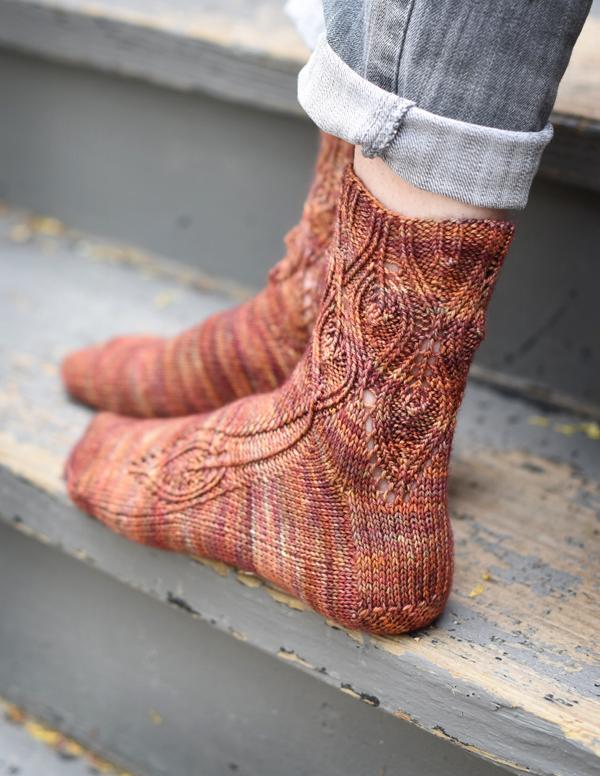 HunterHammersen's tweet image. Tomorrow's the last day win @stringtheoryarn yarn &amp;amp; get a discount on sybaritic! violentlydomestic.com/2015/05/19/syb…