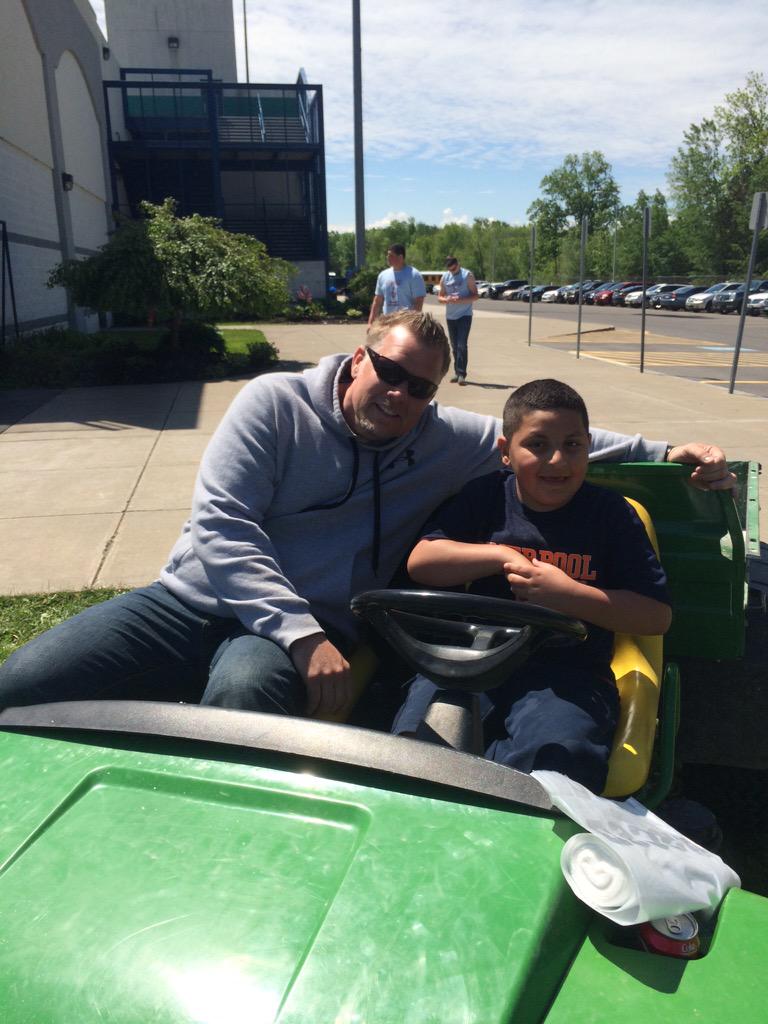 colemansclass's tweet photo. Riding in style at the special Olympics @Wfewildcat http://t.co/hOlPfZSq39