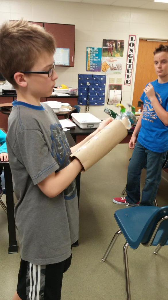sherschwabby's tweet photo. We made mechanical hands #STEM @CGBSchools #makers #NASArobotics http://t.co/GdUeAq56BE