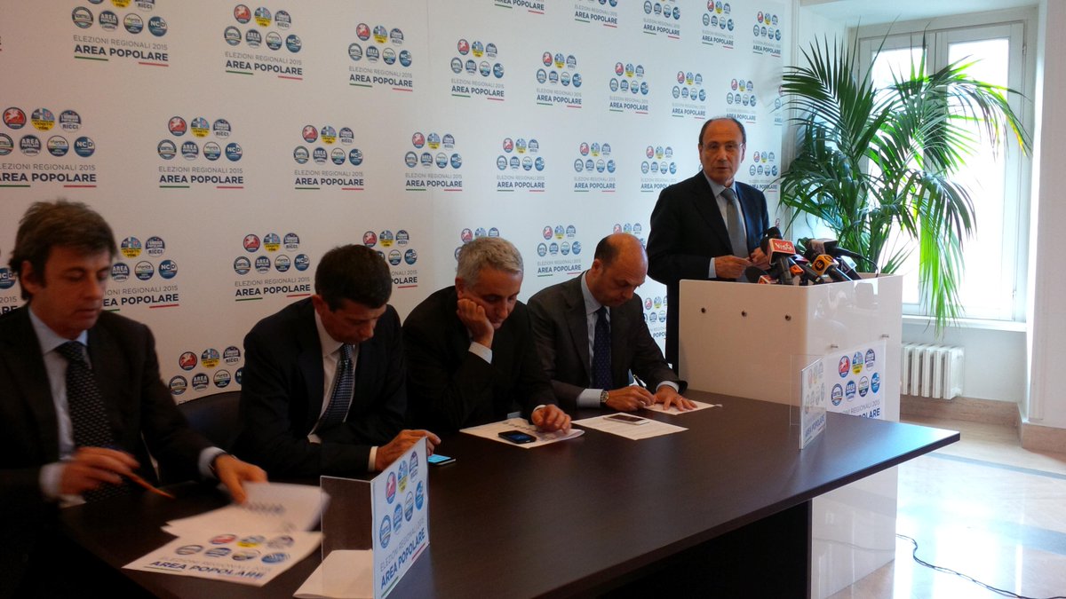 RenatoSchifani's tweet photo. Conf.stampa @NCD_tweet su #regionali2015 @NCDCampaniaP @peppexpo @sindacoassisi http://t.co/AmY8VTbjjm