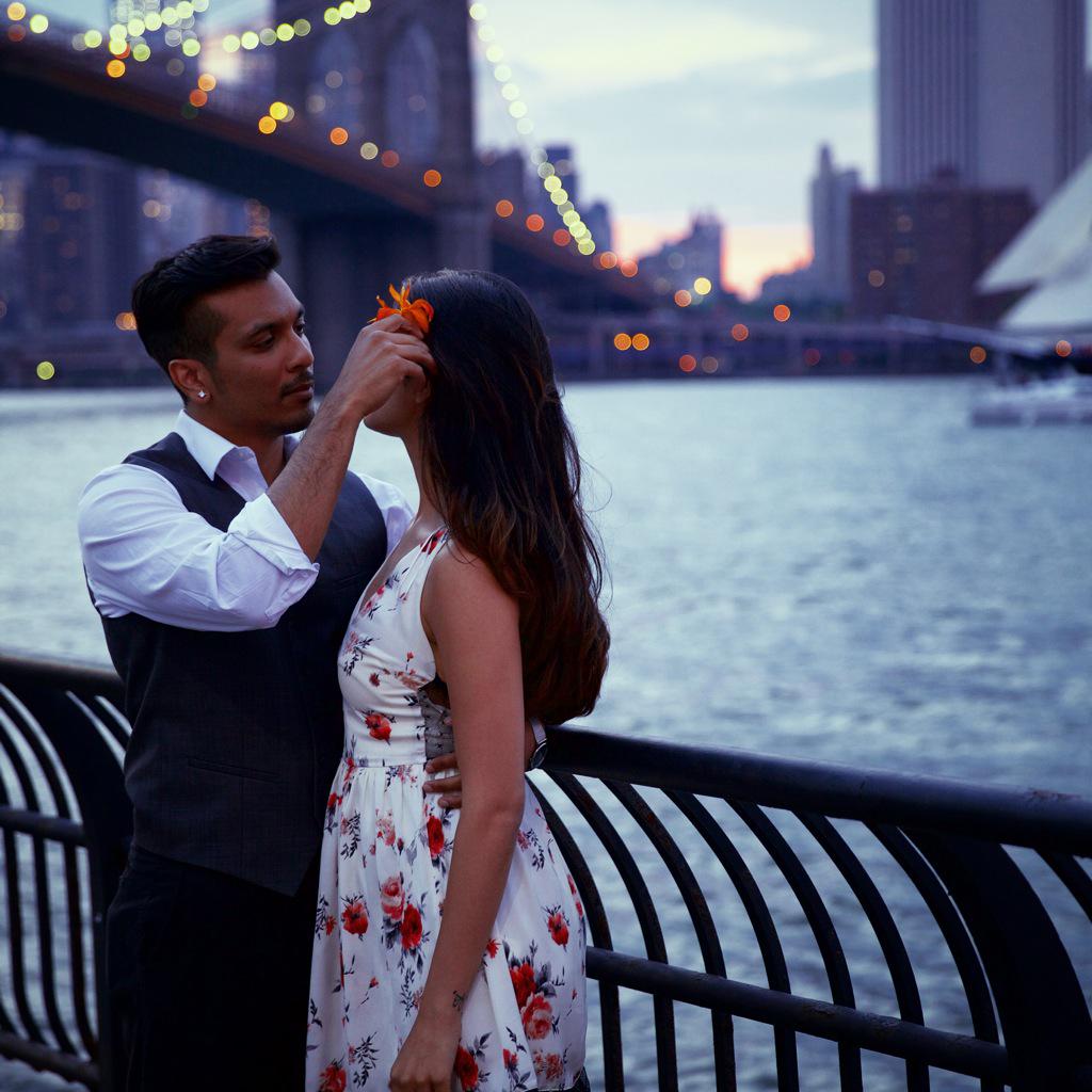 Nooriverse's tweet photo. #BehindTheScenes #RahsaanIslam with #SanaSerrai #OnSet of The Spectacular Jihad of Taz Rahim #BrooklynBridge #NYC http://t.co/TL37Lylwtw