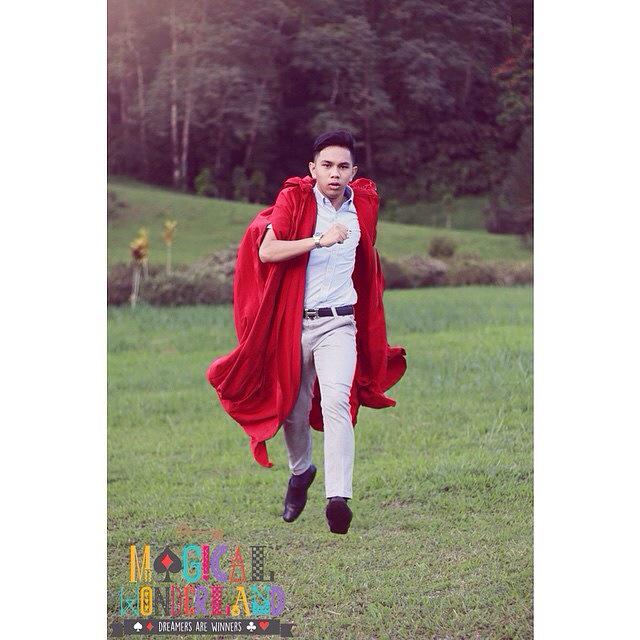 Selamat malam guys, mohon bantuannya buat memfavorite foto saya di @XpresiMp