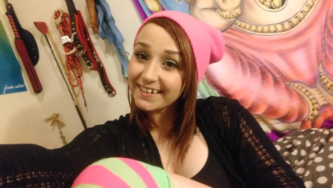 Cum play with me on @KinkLive at 9:30am PST 😍😘😎 http://t.co/gGWMLcV1xW<a class="tags" target="_blank" title="On Twitter" href="/?out=eyJ0eXAiOiJKV1QiLCJhbGciOiJIUzUxMiJ9.eyJpYXQiOjE3MjQ3ODQ3NTQsImlzcyI6InR3cG9ybnN0YXJzLmNvbSIsIm5iZiI6MTcyNDc4NDc1NCwiZXhwIjoxNzU2MzIwNzU0LCJyZWRpcmVjdF91cmwiOiJodHRwczovL3R3aXR0ZXIuY29tL0tpbmtMaXZlIn0.MxoA91QGZl8utJzbJm6wU22yWJvP5kIKr3LL8ZXYvdwe4k97BVFo4qOVqtNtA80hYKJjpbKnaNkHvSX9n9t7iw">@KinkLive</a><a href="/tag/bigsister"class="tags"><span>#bigsister</span></a><a href="/tag/perverts"class="tags"><span>#perverts</span></a>