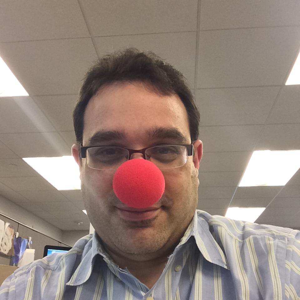 AaronKupferberg's tweet photo. #RedNoseDay a great charity and one that doesn't involve dumping ice water on my head. Thanks #Didit http://t.co/WmybGZhuRq
