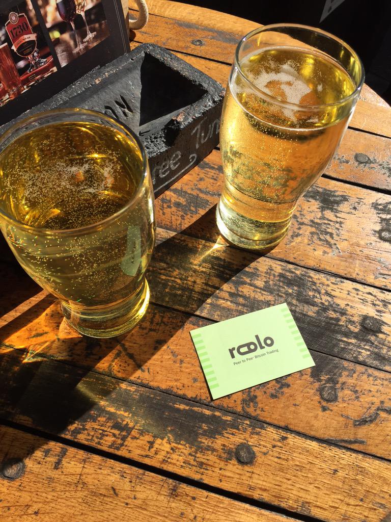 roolo_uk's tweet photo. All balloons are live. Paying out the winnings via @ChangeTip from the pub. Bitcoin just makes it to easy. http://t.co/LWFR0vTJtN
