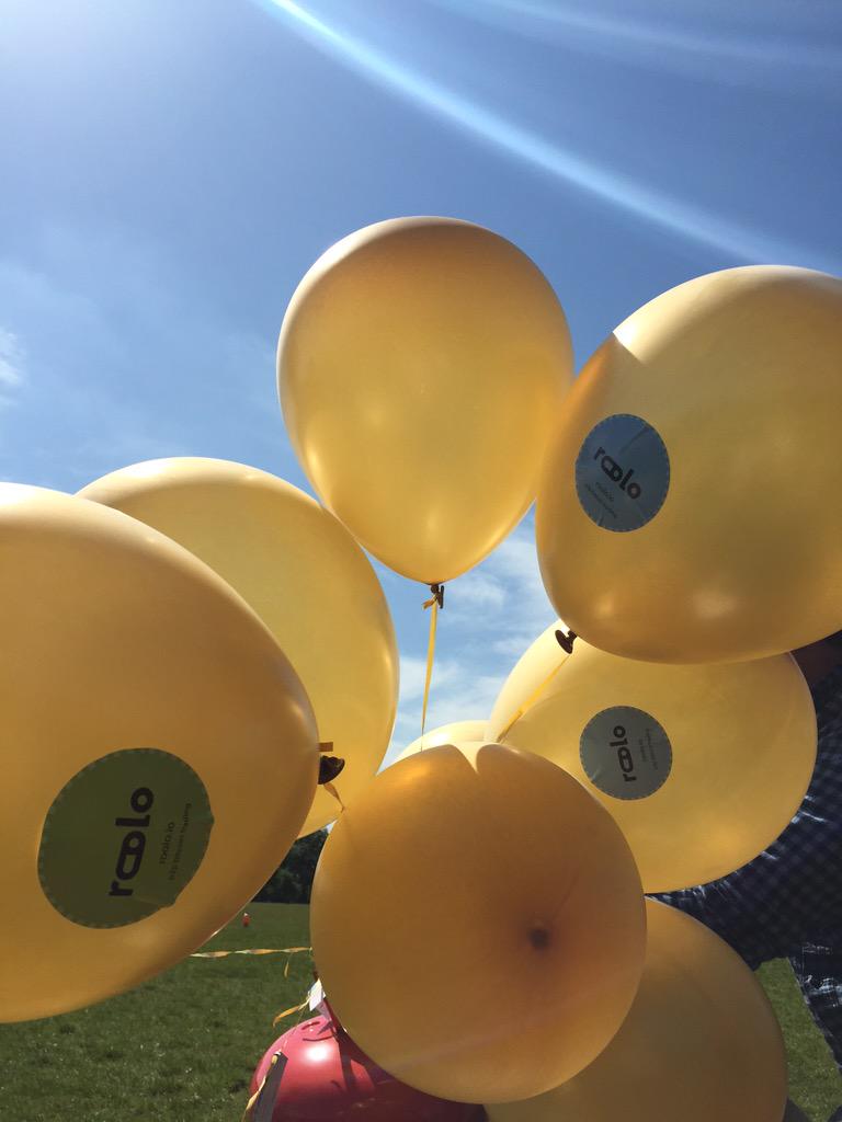 roolo_uk's tweet photo. All balloons are live. Paying out the winnings via @ChangeTip from the pub. Bitcoin just makes it to easy. http://t.co/LWFR0vTJtN