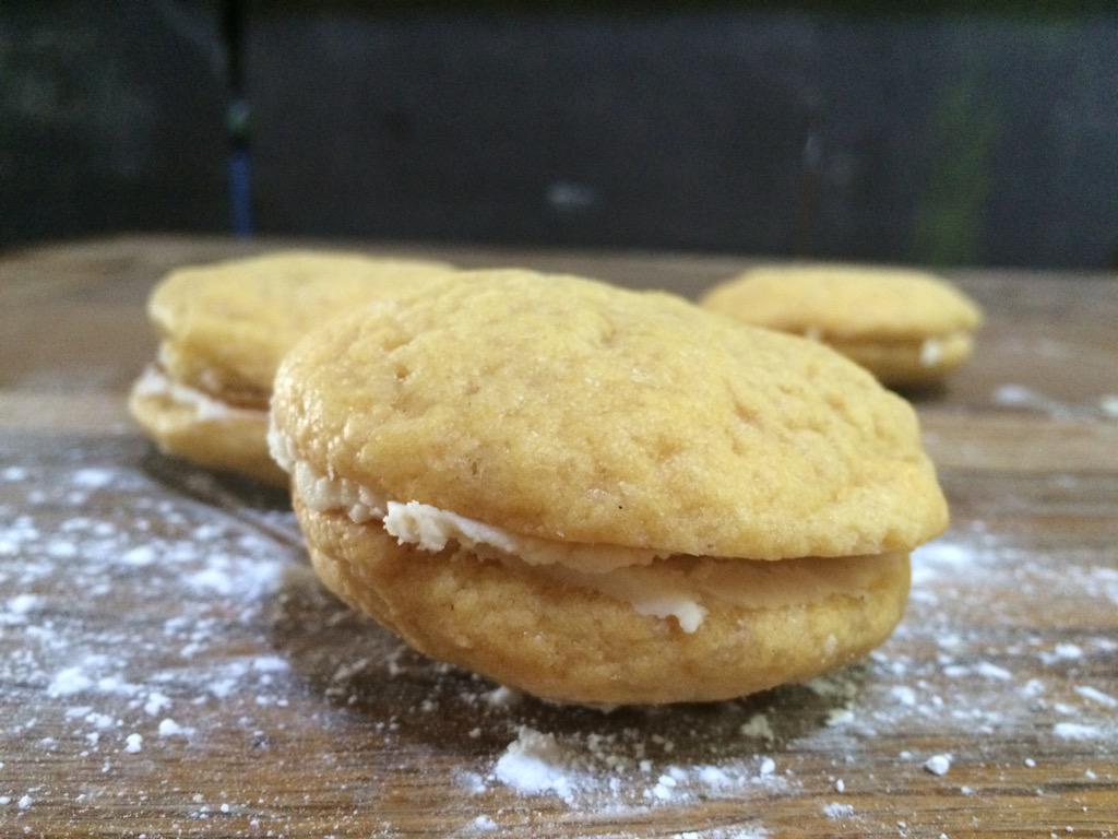 BardseyCookies's tweet photo. Bespoke order for Steffan #custardcreamcookies http://t.co/WJ8VIIJYkg
