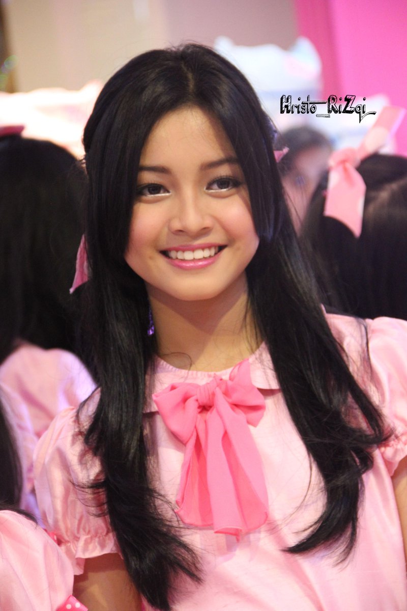 "<a href="/StefaNers_ID/">StefaNers Indonesia</a>: #SharePictTeens @Teens_Yori at Launching Friends Studio, Kota Kasablanka 17.05.15 ""