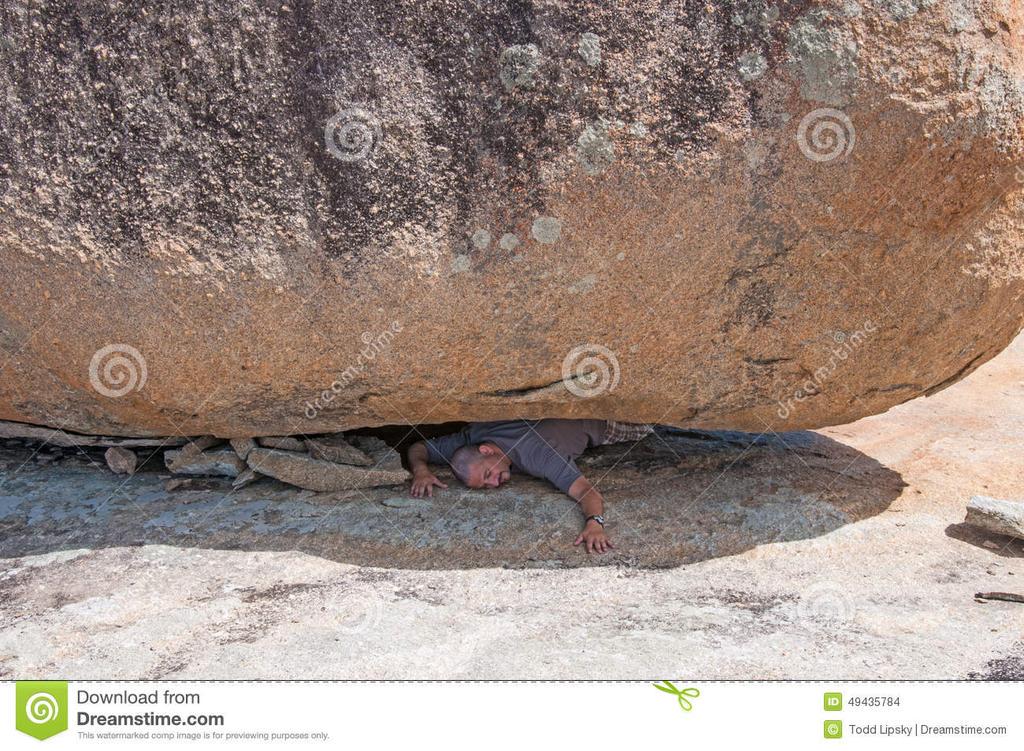 Гигантский камнепад. Камнем упал значение. Камнем упал значение. Камнем упал значение. Раздавленныц пол камнем.