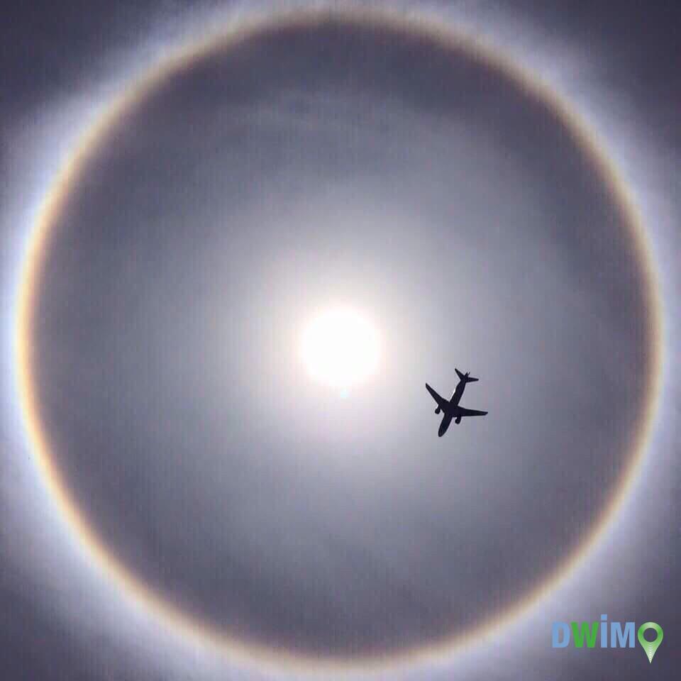 DwimAngel's tweet image. #CaminaJuntoAQuienAmas mientras volteas a ver el cielo...@DwimAngel