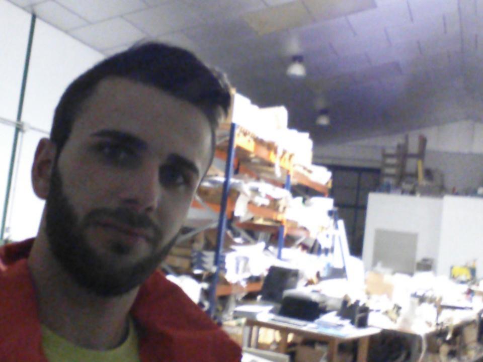 chorliteras's tweet photo. Un par de horitas y a 😴😴 Que ya está bien por hoy. Después de 16h de curro...💻💾💽👏👏💪💪 http://t.co/WHqsQBuUzB