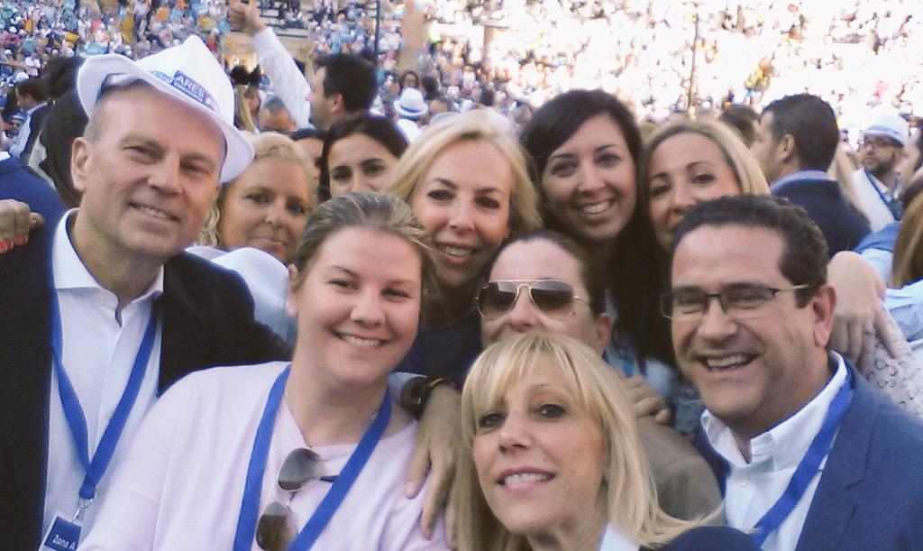 JorgeBellver's tweet photo. En la Fiesta Popular!!!
#MitinPPValencia #AhoraPPCV #AlbertoPresident @ppcv @PPopular http://t.co/T15IDvUkU5