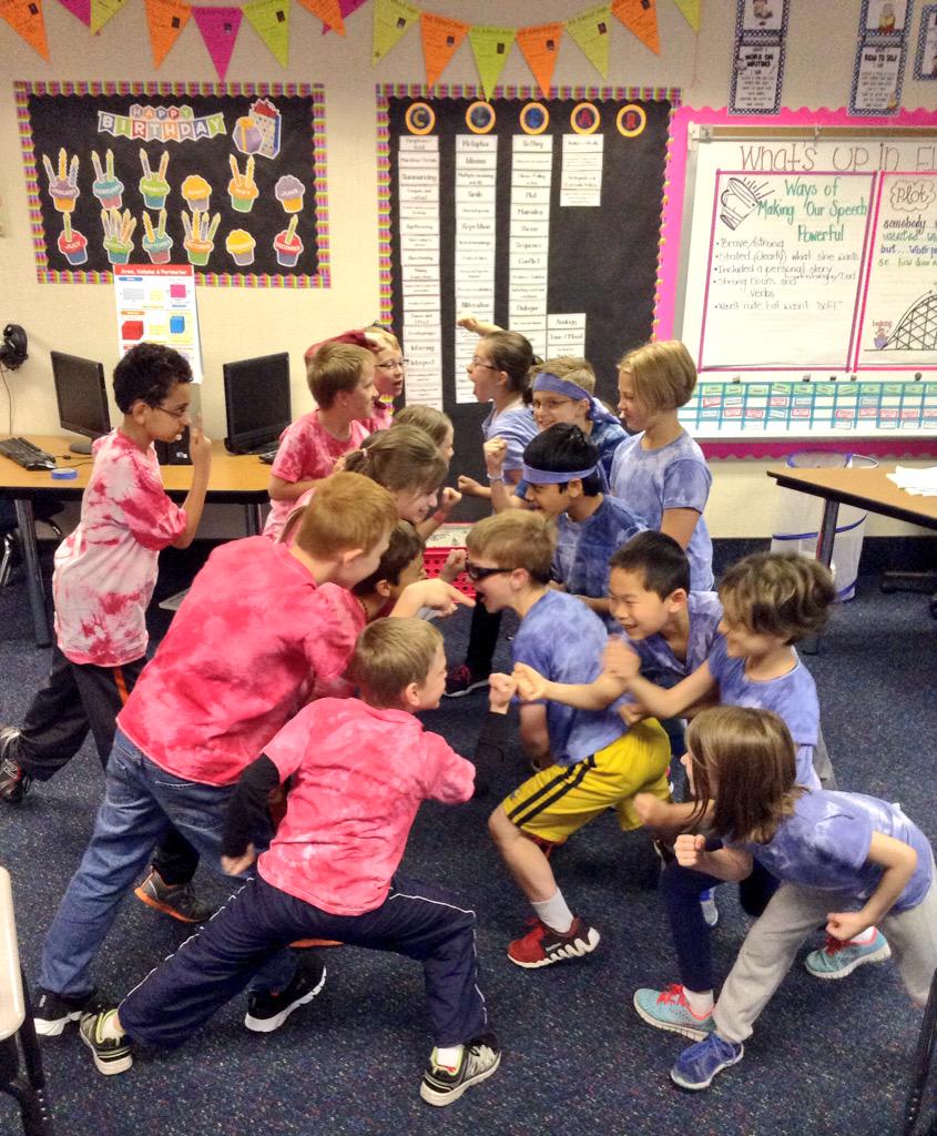 MrsWright_OPE's tweet photo. Today marked our annual Cub War Challenge! Red vs. Blue, but all who had a blast were the winners in the end! http://t.co/e990molkx0