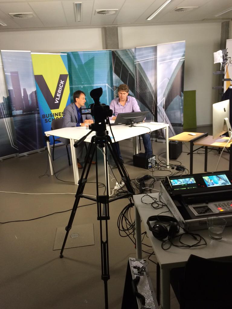 Een blik achter de schermen van het #webinar Digital, beyond the obvious ism <a href="/crowdale_edu/">crowdale_edu</a>. tinyurl.com/osvsgmp