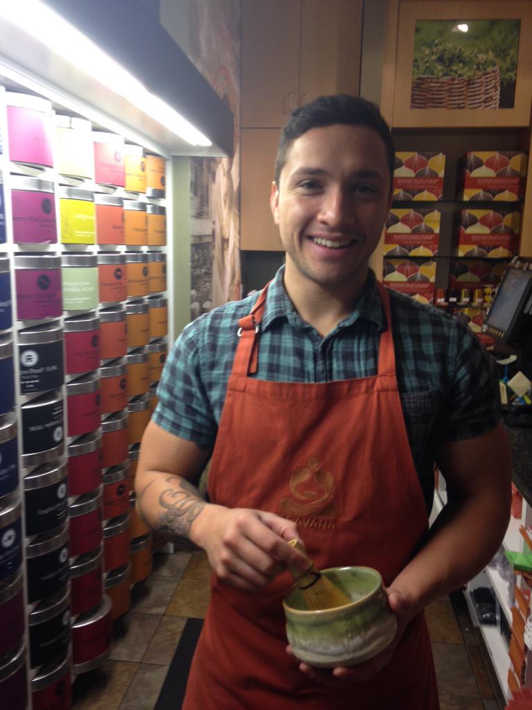 Paige_ELane's tweet photo. Jandro has mastered the perfect froth. #Matcha #teavanapartner @dwntwnbrn @sskushida http://t.co/TZNKZTfvfO