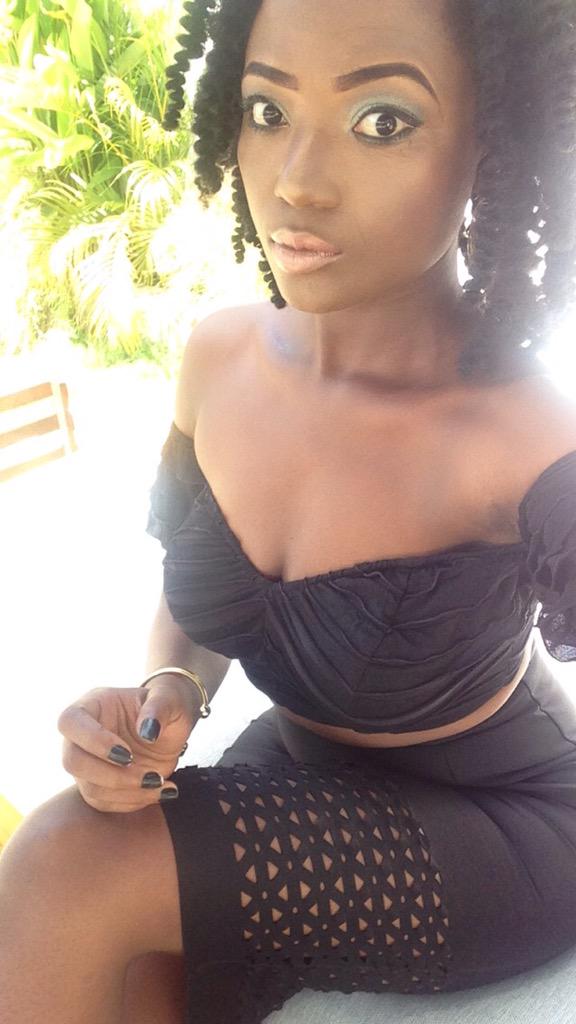 EFYA_Nokturnal tweet picture