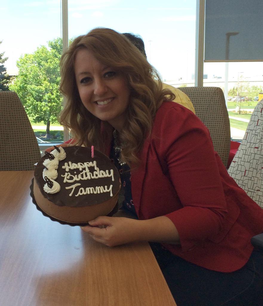 TJXTammy's tweet photo. Cake time #birthdaycake #birthday #turning40 #tjxgptw http://t.co/EHVPXK9nHe
