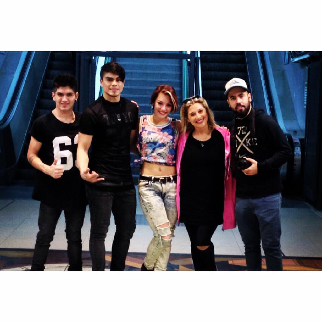 cintiabaila's tweet photo. @ClaribelInf @Lauti_Morel @Ineadancer @luchonapp gracias por tanto talento y disfrute una vez mas como nos reímos http://t.co/SSki6NjHnS