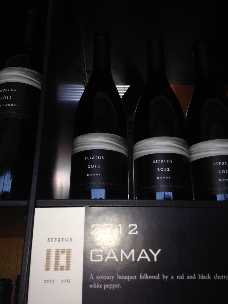 StratusWines's tweet photo. 4 tomorrow! RT @mkaiserwine: Put down your Tannat, Sangiovese and Gamay!
It's #ChardDay @StratusWines @coolchardonnay http://t.co/uFEJ9a3jnB