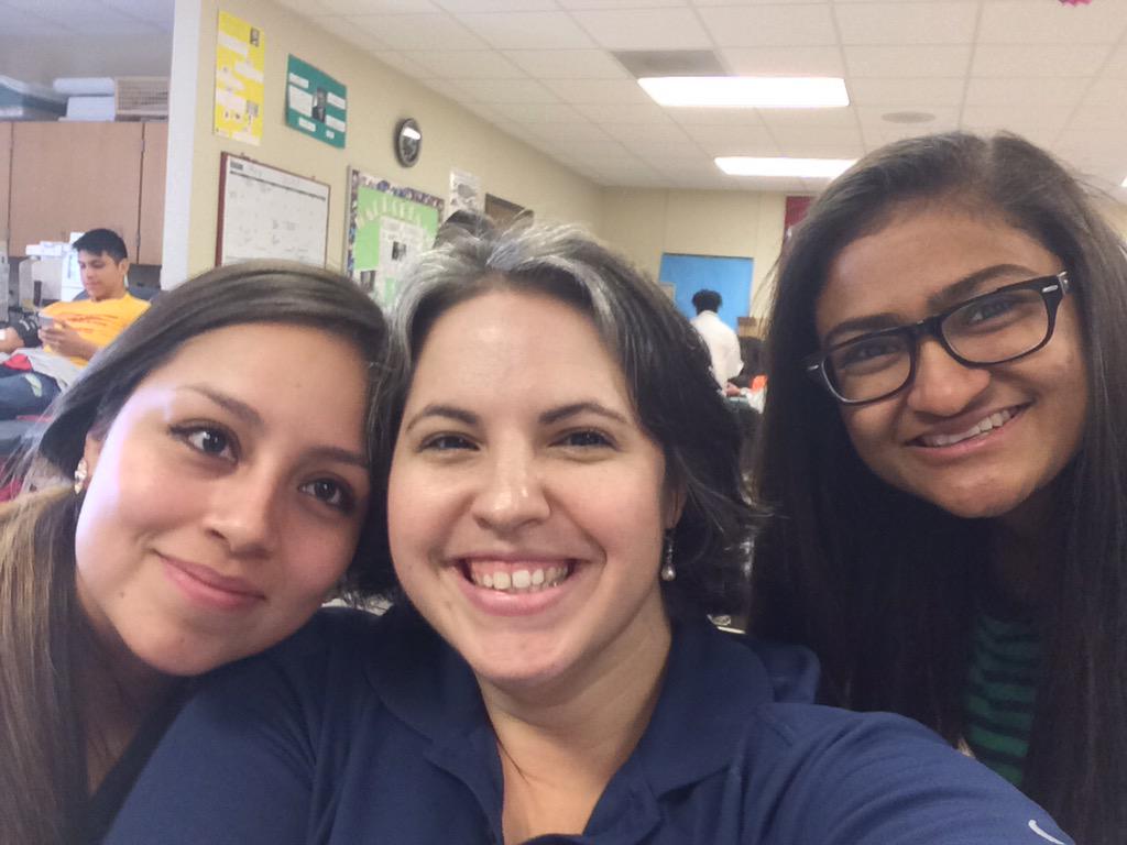 MrsLCherry's tweet photo. @BastropHigh blood drive day here alumni come back to draw! @CentralTXBlood http://t.co/qUs6BLE71c