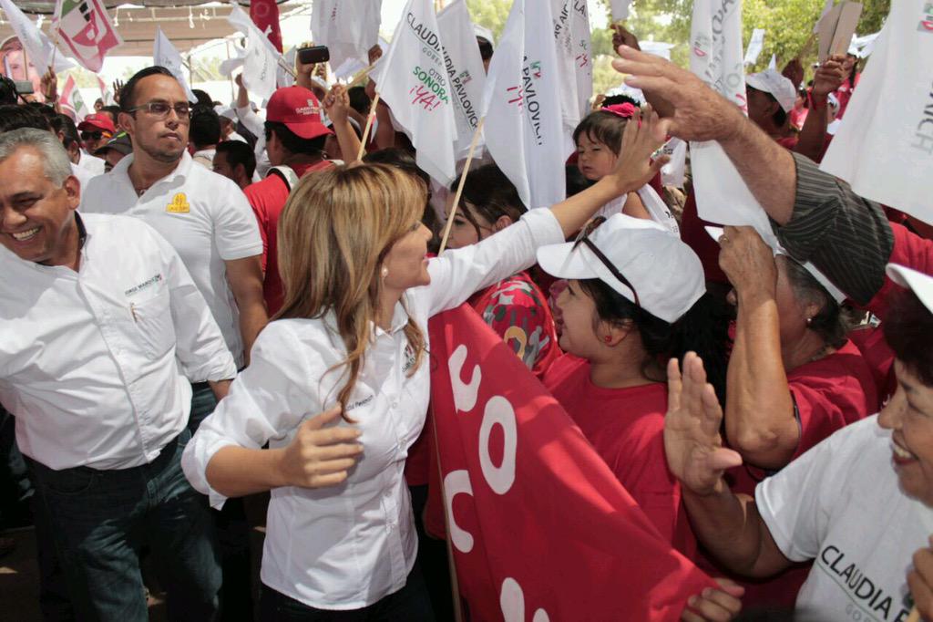ClaudiaPavlovic's tweet photo. En este hermoso escenario del Río Mayo reafirmo mi compromiso de rescatar Sonora del abandono en el que ha estado http://t.co/Ou2u0BDe7j