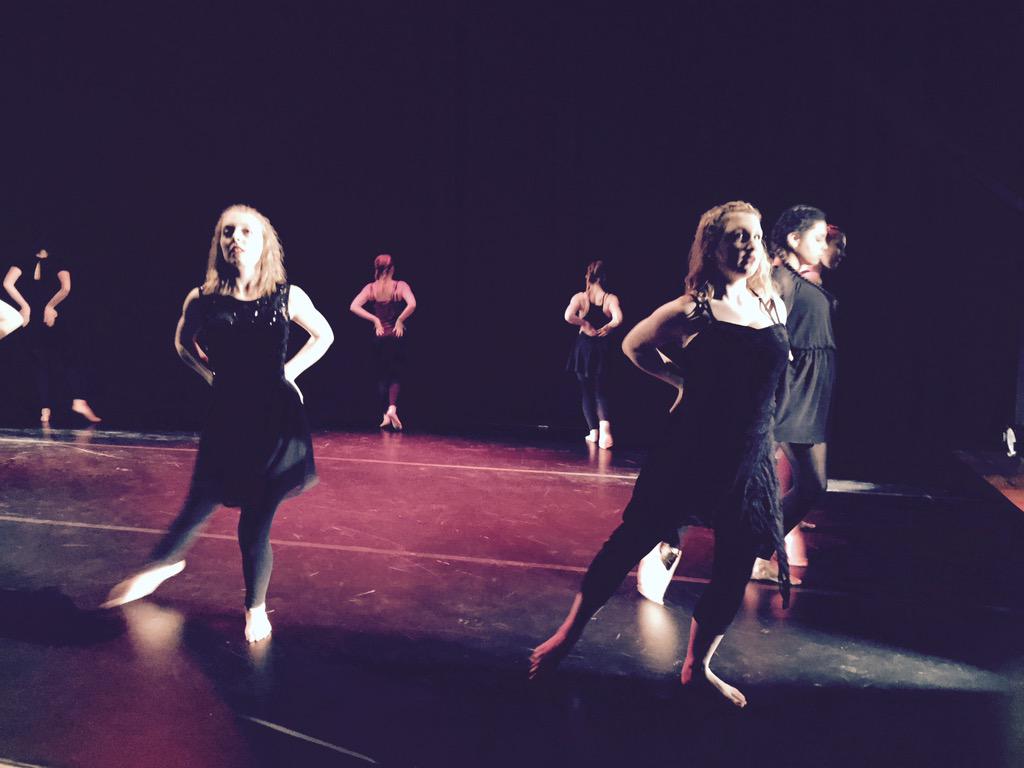 JohnLaramy's tweet photo. The start of the end of year dance show @ExeterCollege, truly exceptional http://t.co/i9wBWFziFN