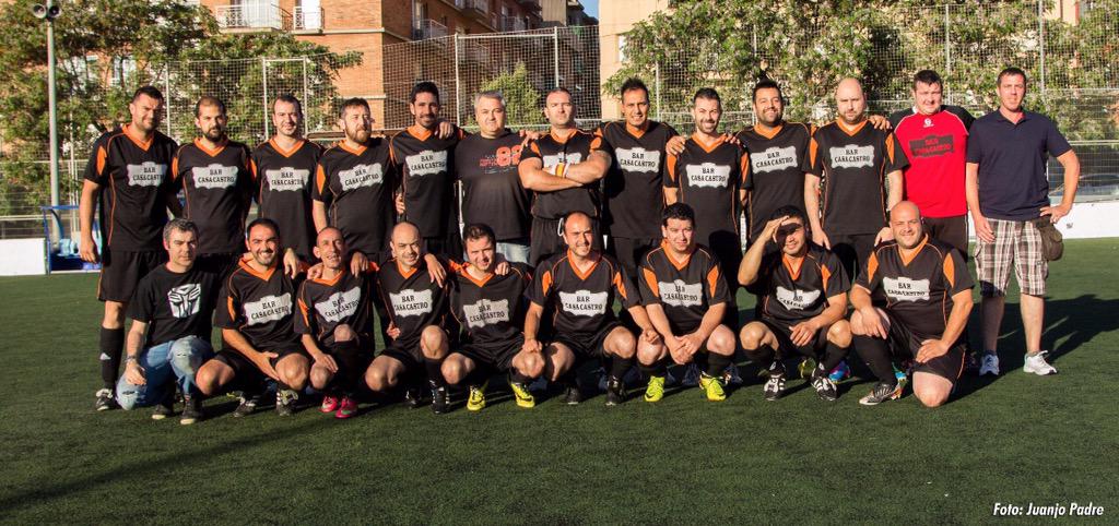 CasaCastroED's tweet photo. Gran temporada del equipo que ha terminado 4ª en la clasificación
#CasaCastroFuerzayHonor http://t.co/XMjK4SLsjn