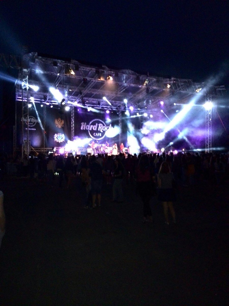 OurMontenegro's tweet photo. Happy Independence day!!! #HRC #Montenegro #Podgorica #Live http://t.co/378Z55juAu