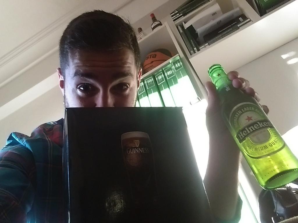 manusintwiter's tweet photo. #TheBeerExperience #tbexperience  empecemos con la cata de cerveza! http://t.co/yZ4riqpFet