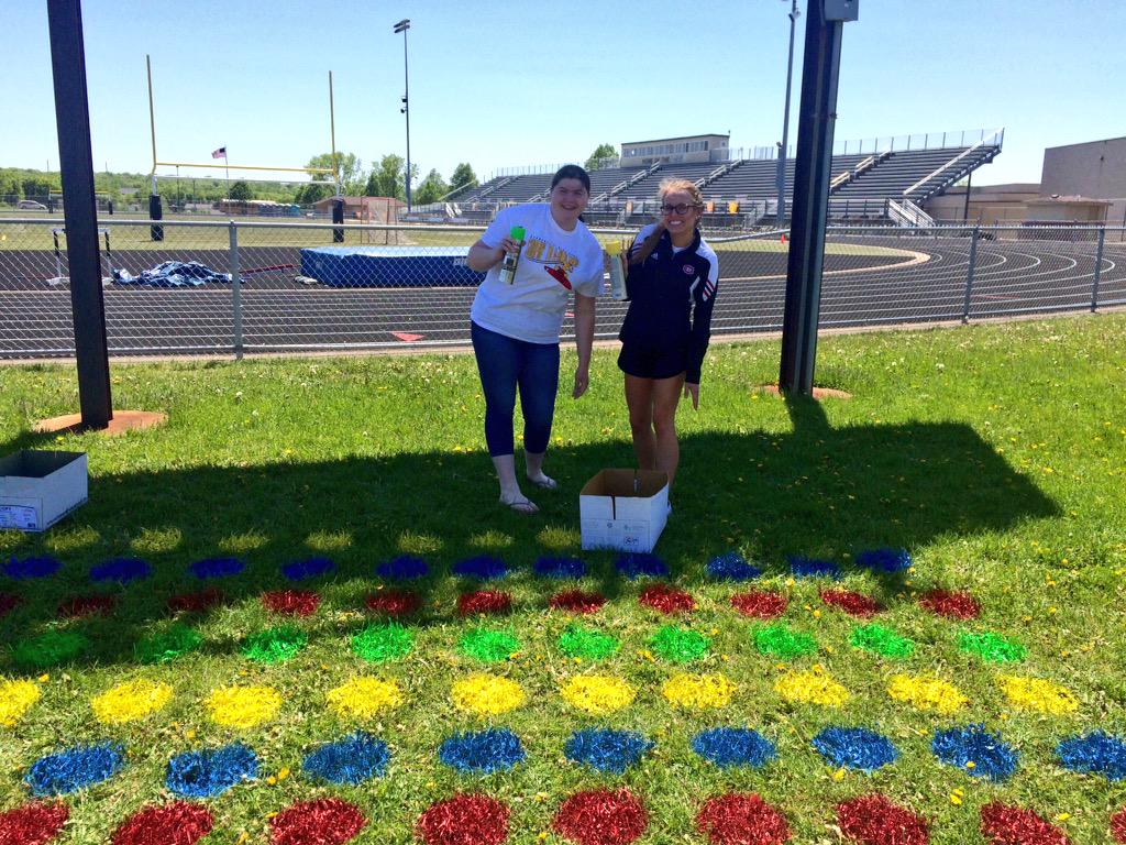BHSSCO2015's tweet photo. GIANT TWISTER! Sneak peek to tomorrow's Senior Carnival! #SeniorWeek http://t.co/nR2K0TGy7v