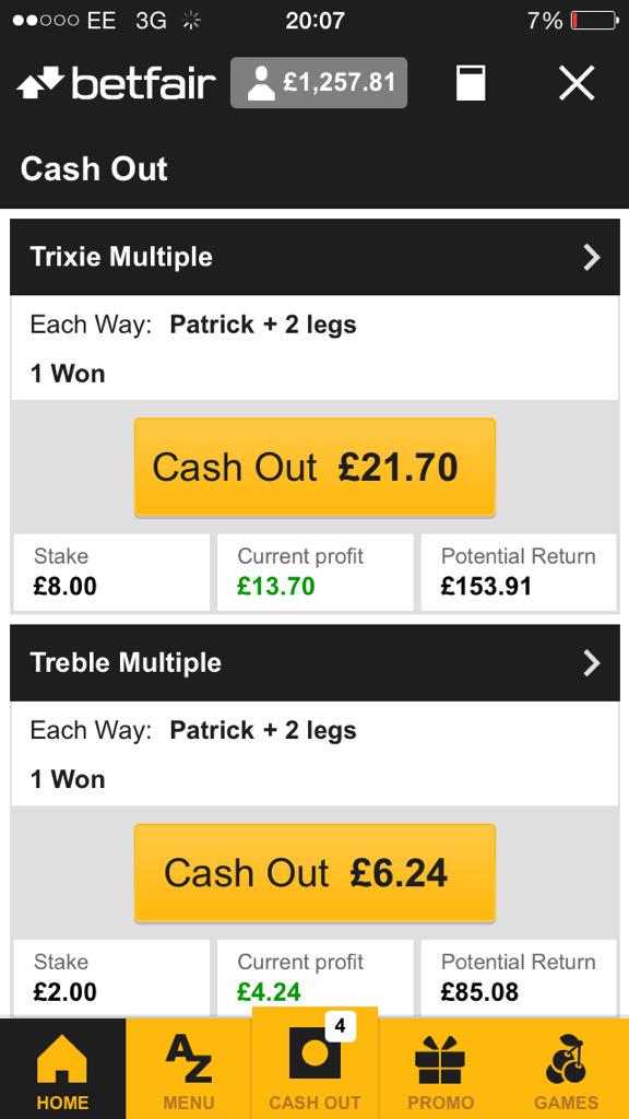 Kyle_Chadwick1's tweet photo. Absolutely smashed the bookies today! And more picks tonight 🐎🐎💷💷🍻🍻 http://t.co/UsCSM0X3Z1