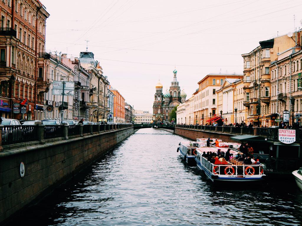 VladaVashenko's tweet photo. •Let me just say, St. Petersburg is one of the most gorgeous cities I've ever been to. Glad to be back for a visit• http://t.co/P9wuVdN40K