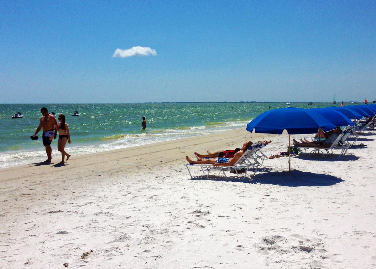 Nice weather at Fort Myers Beach yesterday afternoon.