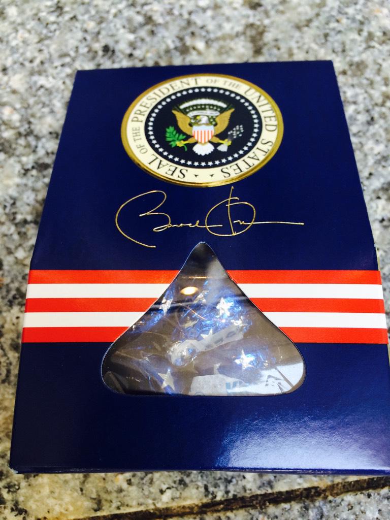 NFYInstitute's tweet photo. Thanks @POTUS @BarackObama for sending our foster youth leaders "kisses" for #DCShadowDay! #FosterYouthVoices http://t.co/QOYDr5YfmI