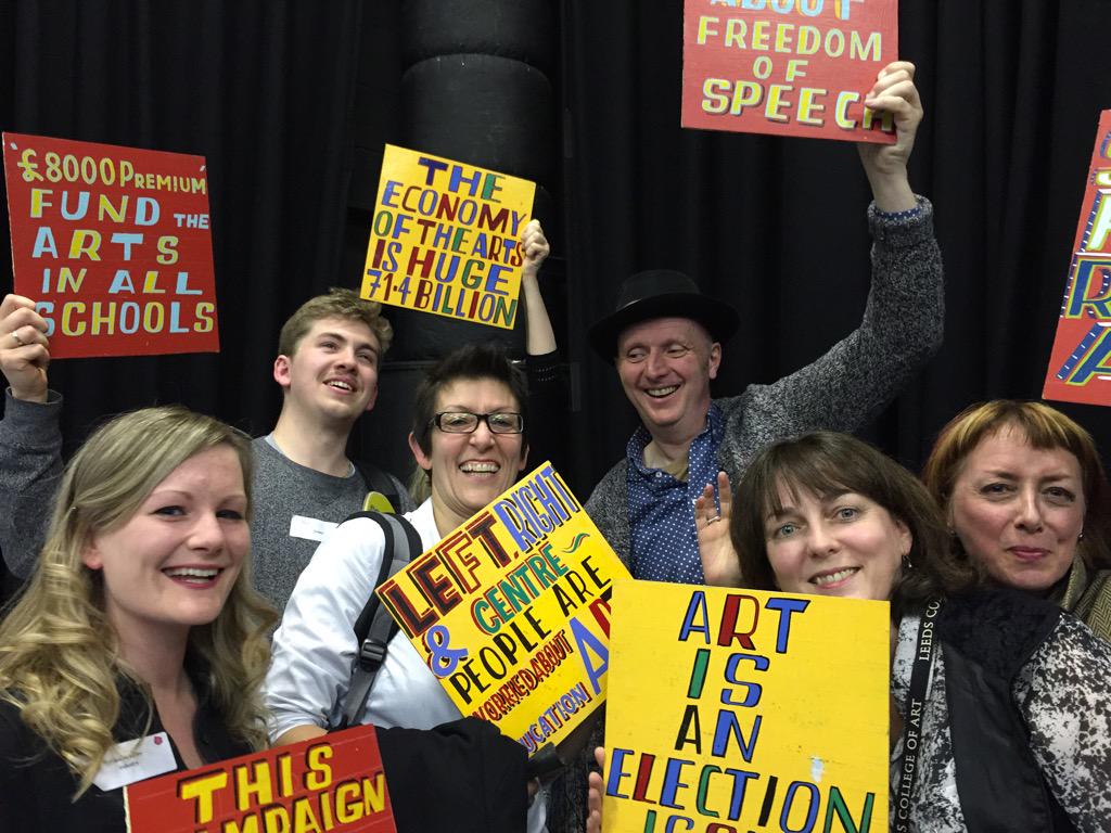 AnneQuinton's tweet photo. @theartcriminal Lots to say about an awesome evening with the über Artcrusader @BobandRoberta Thank you for the push http://t.co/cqQKq87CTb