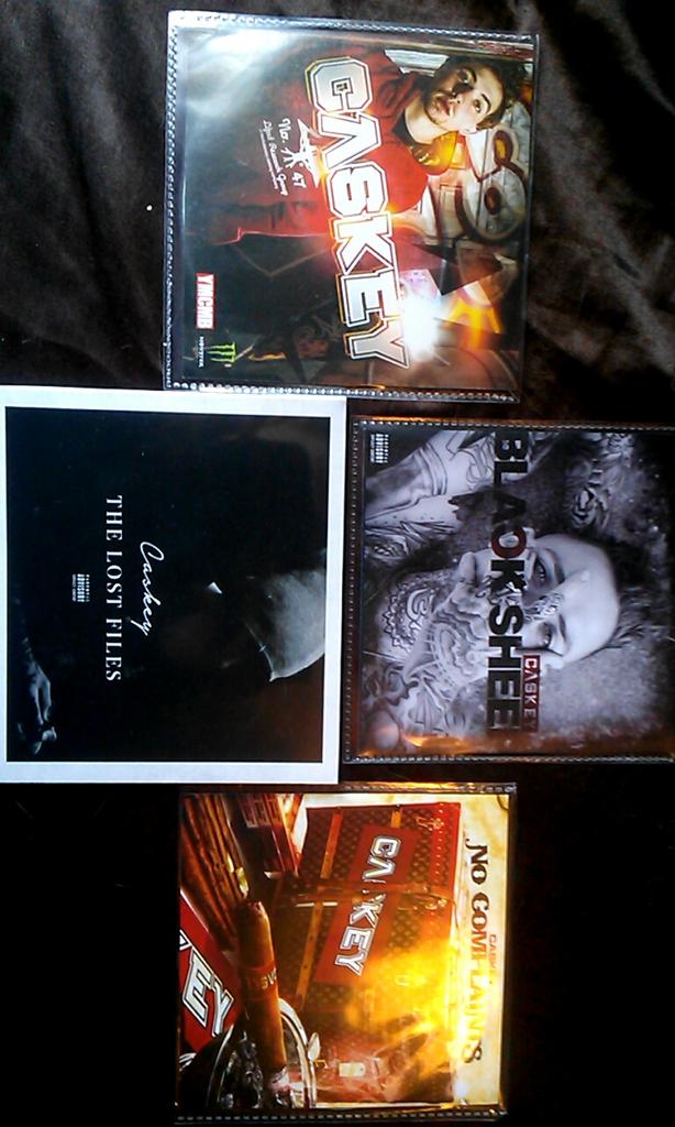 Erkadelic's tweet photo. Some call the Fire Department 
my speakers are Spittin Flames
#Caskey #YMCMB #NoCompliants #BlackSheep #TheLostFiles http://t.co/QjpirwTflM