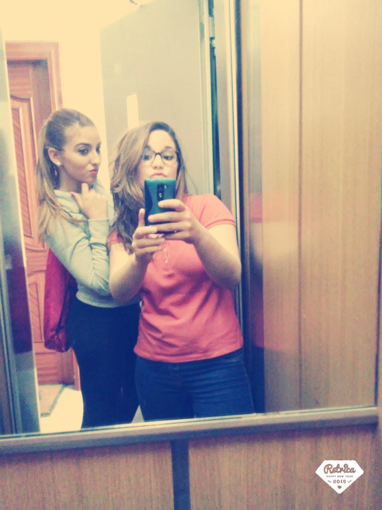 SaritaMontoro's tweet photo. Buenas noches gorda! @Martabesos http://t.co/R95xZF8fvy
